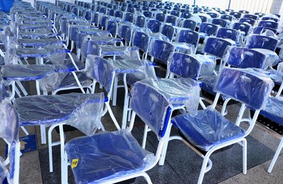 Equipa Escola renova mobília e transforma realidade da educação no interior de Alagoas