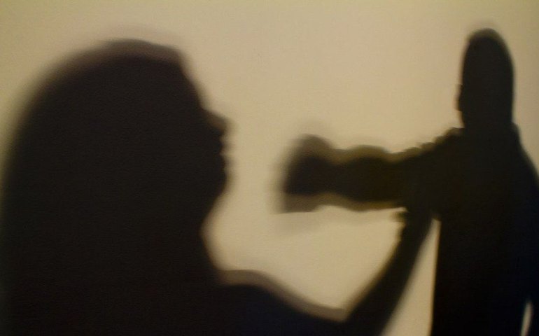 Estado adere à cartilha de boas práticas no combate à violência contra as mulheres