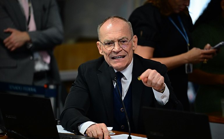 Plano de saúde não pode cancelar contrato com idosos, decide CDH