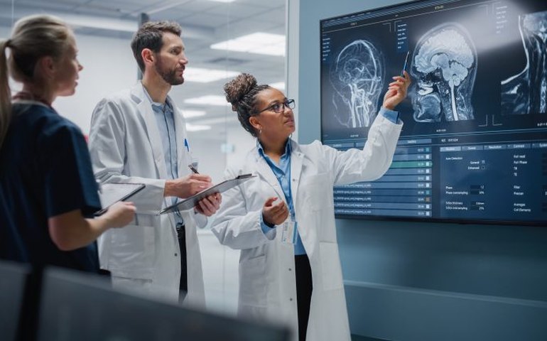 Comissão debate carreira dos empregados de empresa pública de serviços hospitalares