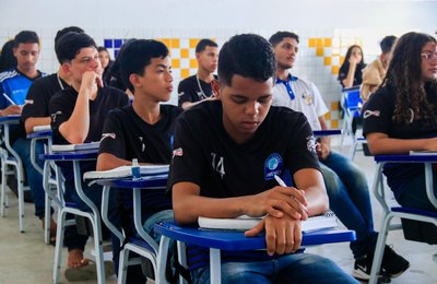 Seduc prorroga as inscrições para os cursos de idiomas na rede estadual