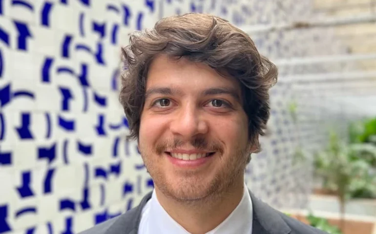 Neto de Eunice Paiva compartilha bastidores de comemoração do Oscar