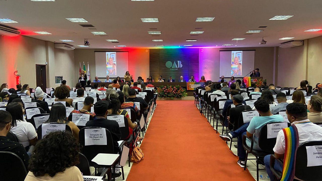 Debates sobre enfrentamento à LGBTfobia marcam abertura da 4ª Conferência Estadual LGBTQIA+