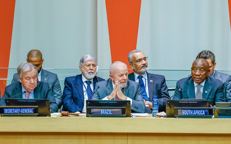 Lula defende revisão de Carta da ONU em reunião do G20