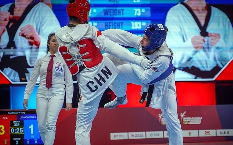 Tae kwon do brasileiro conquista ouro e bronze no Pan de Santiago; badminton leva dois bronzes
