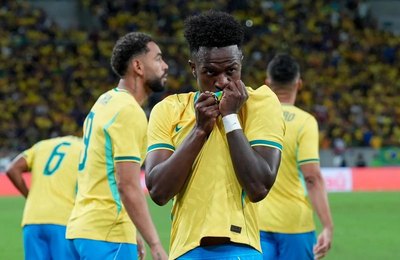 Seleção se despede do Brasil com goleada sobre o Panamá no Maracanã