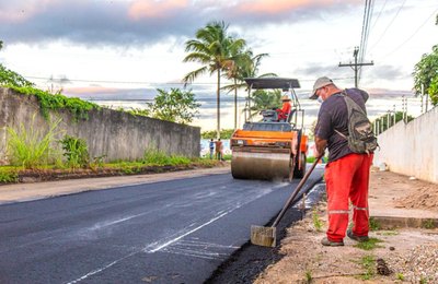 Arapiraca: Ruas do Bairro Novo Horizonte começam a ser asfaltadas