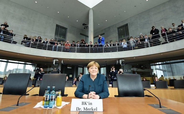 Merkel assegura que soube do escândalo da Volkswagen pela imprensa
