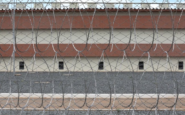 Vorcaro chega a Brasília em voo da PF e vai para presídio federal