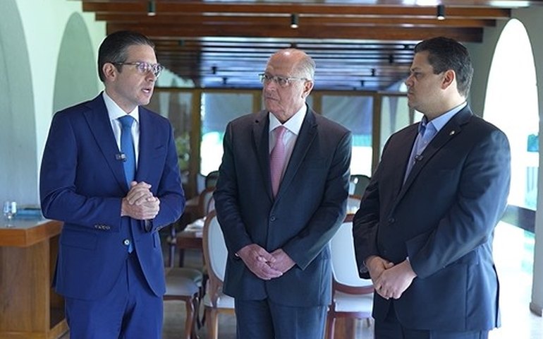 Para Motta, atual momento é de unidade nacional para proteger o país