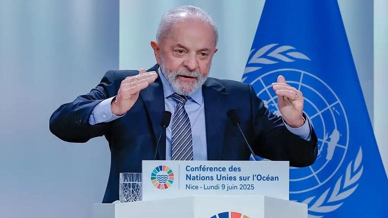 Primeiro-ministro do Canadá formaliza convite a Lula para cúpula do G7