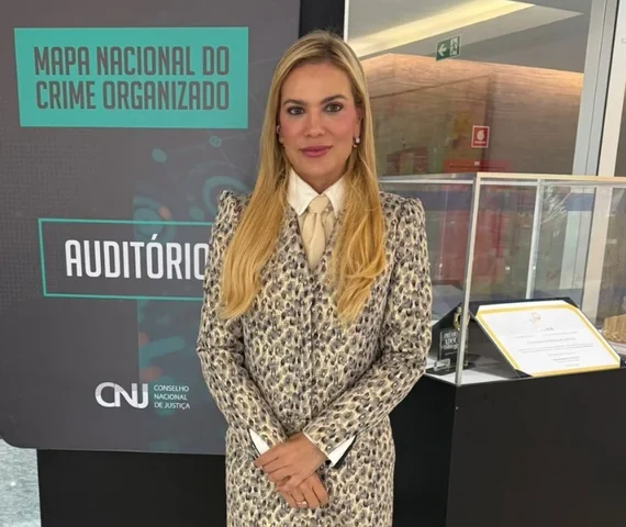 Estratégia nacional: Juíza Joyce Florentino representa o Judiciário em encontro sobre crime organizado em Brasília