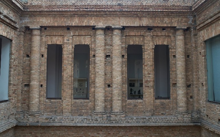 Estação Pinacoteca abre no sábado mostra de Rosângela Rennó