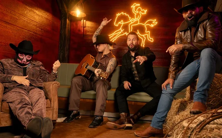 Diego e Arnaldo gravam clipe de “Hoje Vai Ter Rodeio” com CountryBeat