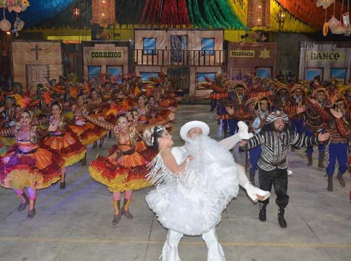 Amanhecer no Sertão é campeã do Festival de Quadrilhas de Porto Calvo
