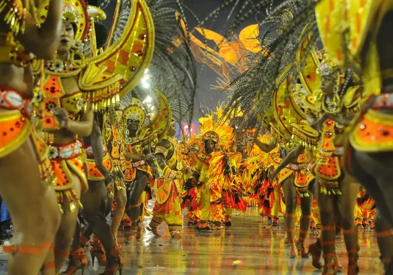 Confira os blocos de carnaval do Rio de Janeiro nesta terça-feira (13)
