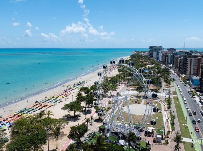 Maceió lidera ranking de destinos mais vendidos da Azul Viagens em 2025