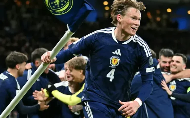 Escócia reencontra Brasil ao voltar à Copa após 28 anos e tem meia indicado à Bola de Ouro