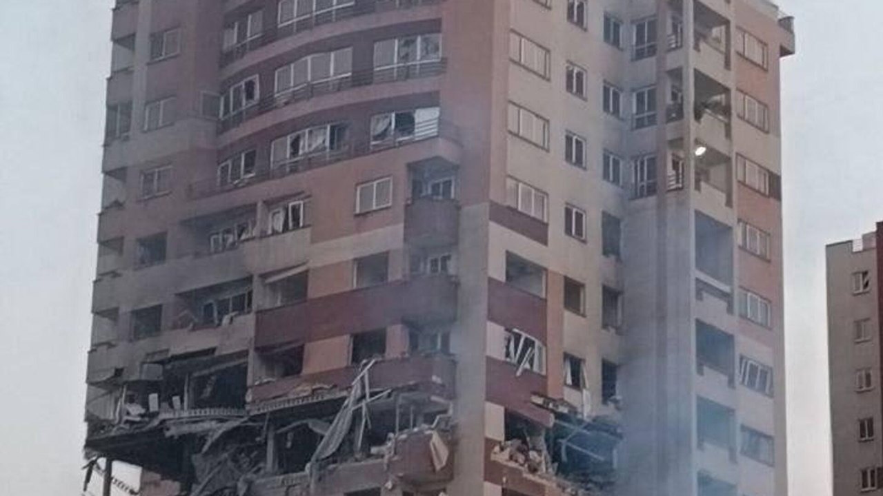 Serviços de segurança estão no local de um dos ataques a um edifício residencial no Irã