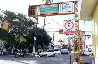 Prefeitura de Palmeira inicia segunda etapa de modernização da sinalização semafórica na cidade