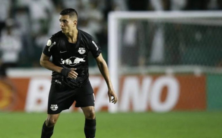 Bragantino vai rescindir contrato do zagueiro Renan, preso por homicídio culposo