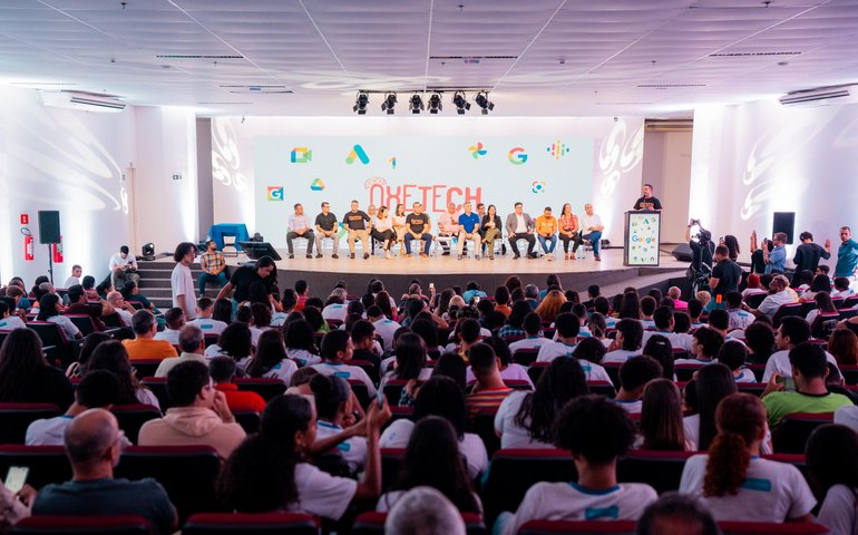 Governo de Alagoas e Google firmam parceria para ofertar 10 mil bolsas de cursos gratuitos nas Escolas Estaduais
