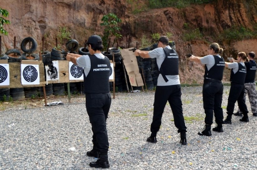 Governador envia à ALE qualificação de agentes penitenciários