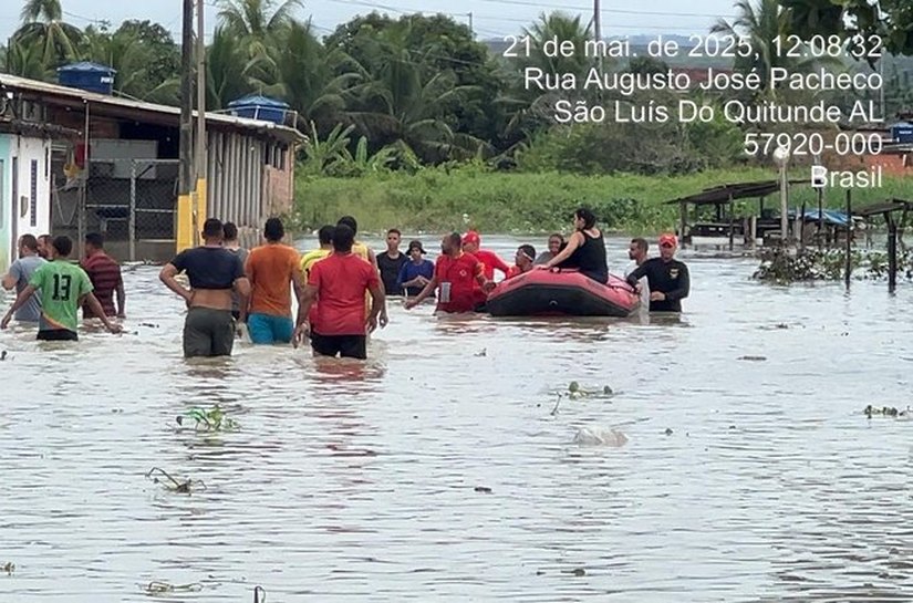 Chuvas e falta de energia afetam abastecimento de água em 12 municípios