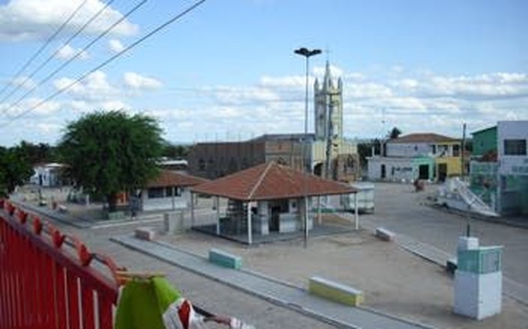 Acidente fatal de motocicleta deixa um morto e dois feridos em Pariconha