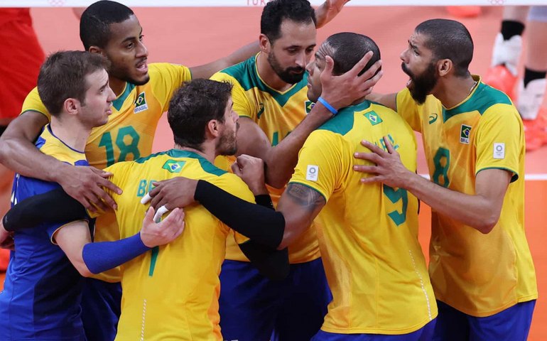 Em amistoso de 5 sets, seleção masculina de vôlei derrota Japão em Taguatinga