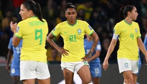 Copa do Mundo Feminina: França marca no fim, vence jogo e amplia tabu contra Brasil