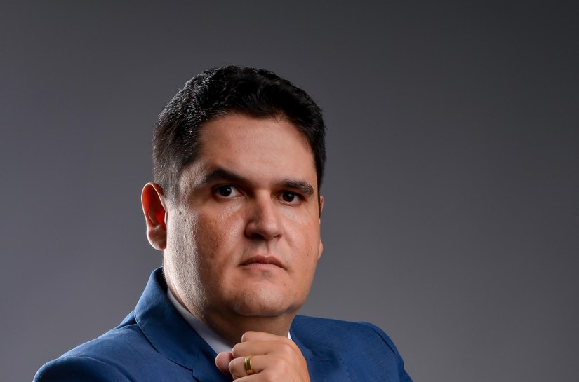 Alagoano Eugênio Albuquerque participa de evento nacional sobre comunicação política
