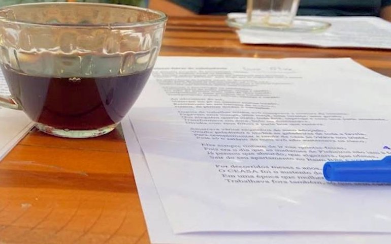 Livraria Novo Jardim promove encontro de leitura e escrita de poesia
