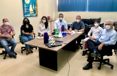 “O Ambulatório Trans do Hospital Universitário precisa funcionar”, diz Teca Nelma