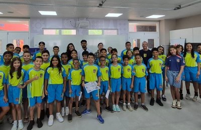 Educação de Maceió, 12º Batalhão da PM e Ufal promovem ações com alunos da Escola Massa