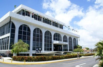 Tribunal de Contas suspende contrato de R$ 52 milhões da prefeitura de Maceió
