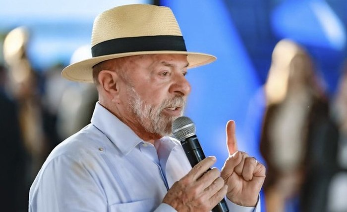 Lula aparece como favorito para a Presidência em pesquisa Meio/Ideia