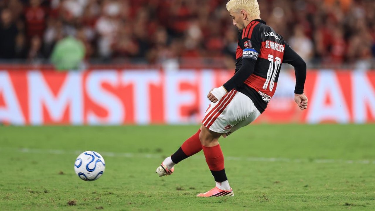 Arrascaeta desabafa após eliminação: “Não fomos o time que tínhamos que ser”
