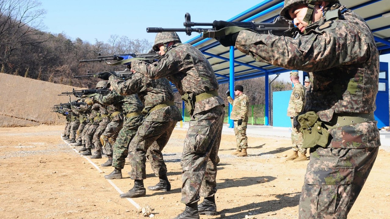 EUA e Coreia do Sul iniciam exercícios militares de maior escala semana que vem
