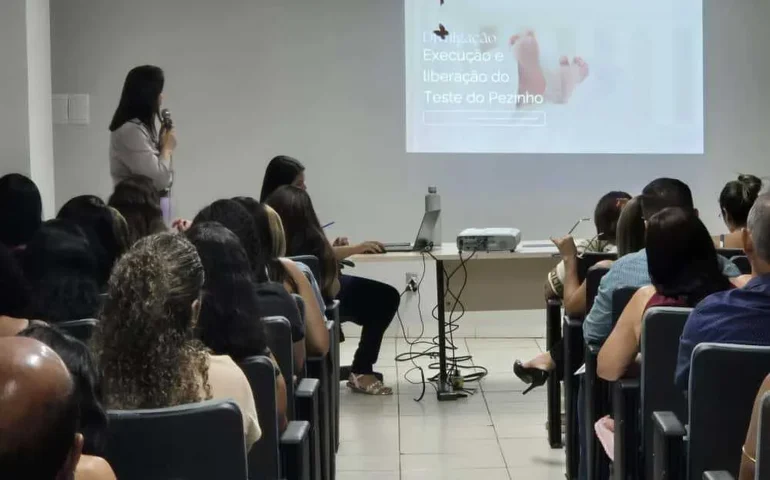 Saúde capacita profissionais da Atenção Primária sobre triagem neonatal