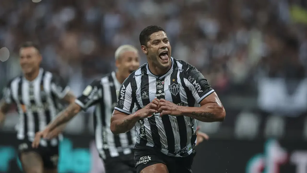 Atlético-MG garante permanência de Rodrigo Caetano e frustra Corinthians
