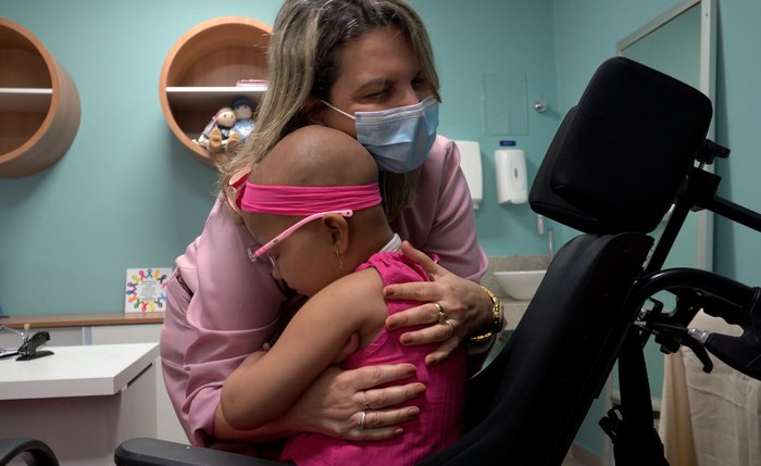 Oncologia Pediátrica da Santa Casa de Maceió desenvolve o projeto Hora Dourada