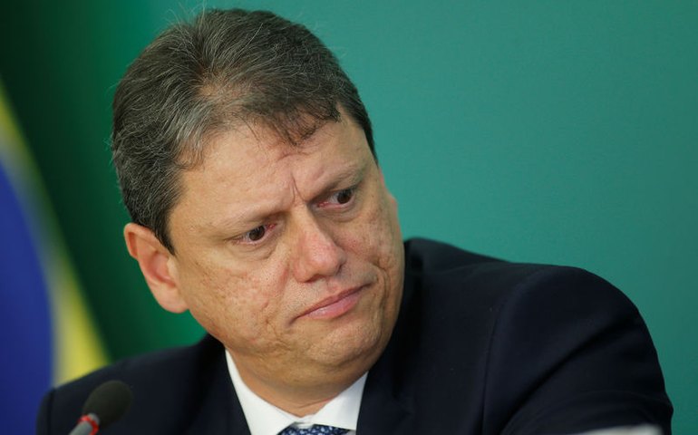 Tarcísio, sobre favela do Moinho: está saindo agora a cessão da área para o governo de SP