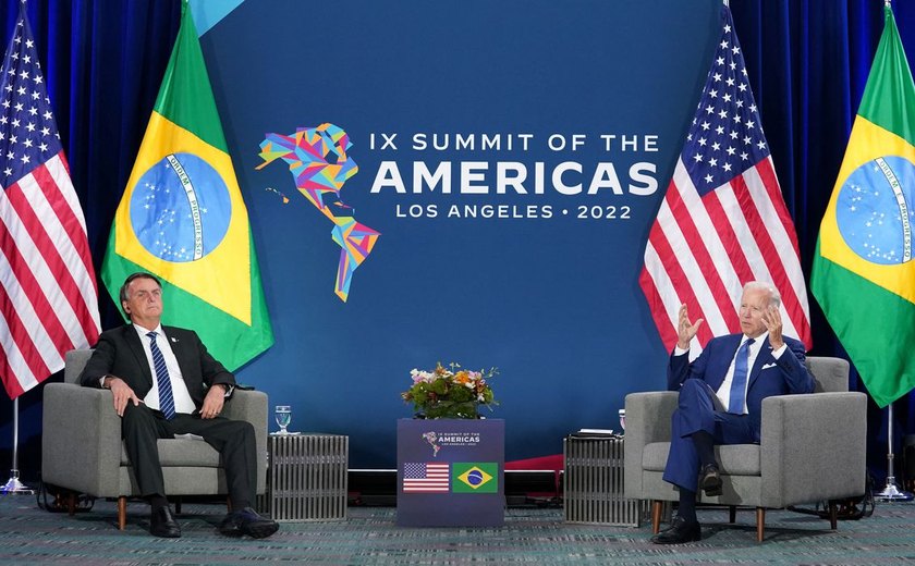 Presidentes Jair Bolsonaro e Joe Biden fazem reunião bilateral nos EUA