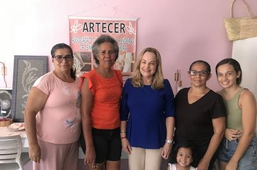 Secretária de Relações Federativas e Internacionais visita artesãos do Alagoas Feita à Mão