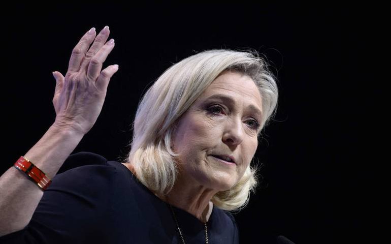 Na França, partido de Marine Le Pen tem 35% das intenções de voto nas eleições legislativas