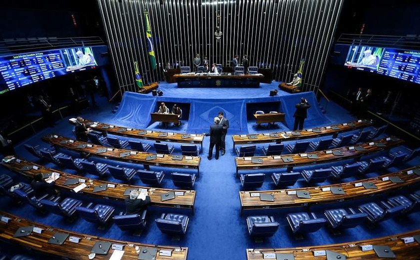 Senadores gastam R$ 31,7 milhões com saúde em 2021