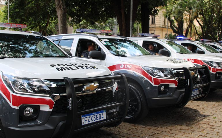 PM afasta policial que atirou à queima-roupa em rapaz em São Paulo