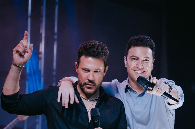 Hits que marcaram uma geração do sertanejo estarão juntos no palco do Festival Tempo Bom, em Curitiba