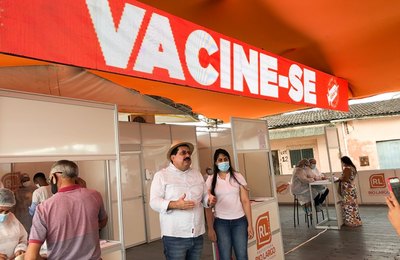 Prefeito Rio Largo acompanhou o início da vacinação de novos grupos prioritários 